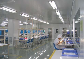 無(wú)塵車間廠家如何確?？諝鉂崈舳葷M足生產(chǎn)條件